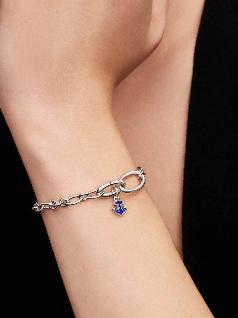 med imitation lapis lazuli och stjärnmönster