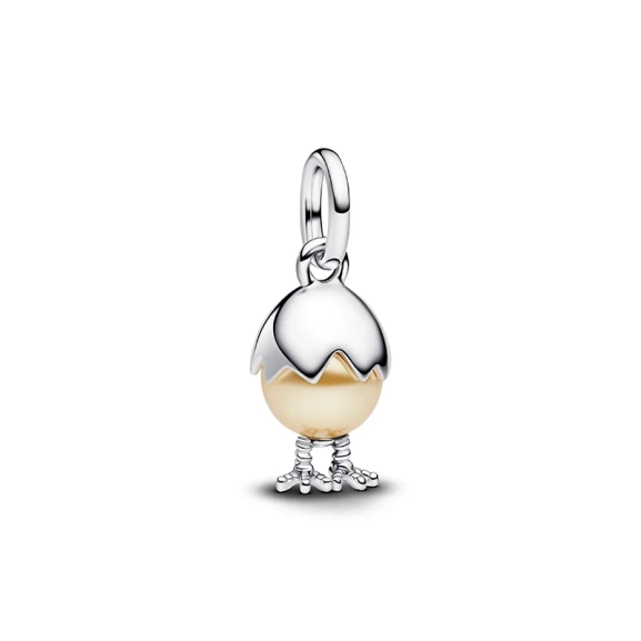 Pandoras bezaubernder Osterei-Anhänger aus Sterlingsilber mit vergoldeter Perle symbolisiert einen Neuanfang und verborgene Schätze