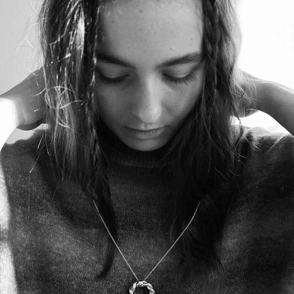 Letters/Victory Glory Pendant Silver -CU Jewellery - Snabb frakt & paketinslagning - Nordicspectra.se