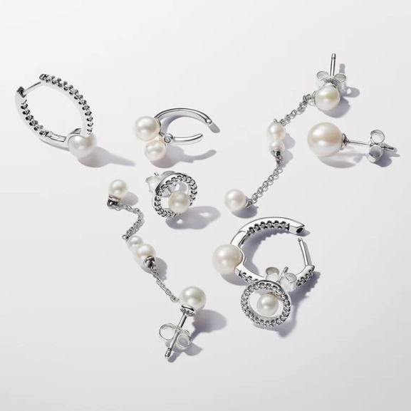 Behandelte Süßwasserzuchtperle & Pavé Creolen - PANDORA - Nordic Spectra