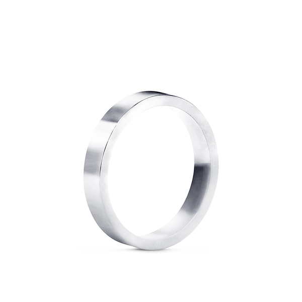 1946 Ring Rak 4 mm Platina - Nordic Spectra - Förstärker livets stora händelser - Nordic Spectra