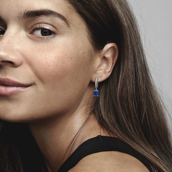 Blue Rectangular Sparkling Hoop Earrings - PANDORA - Snabb frakt & paketinslagning - Nordicspectra.se