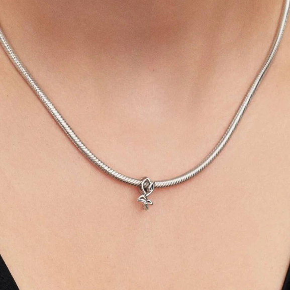 geformt wie eine geöffnete Tulpenblüte.