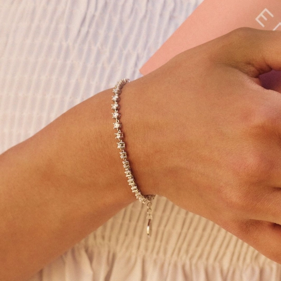 Bar Sparkle Bracelet Steel - Edblad - Snabb frakt & paketinslagning - Nordicspectra.se