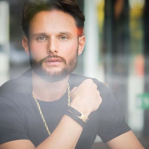 NICK Armband Svart - AROCK - Snabb frakt & paketinslagning - Nordicspectra.se