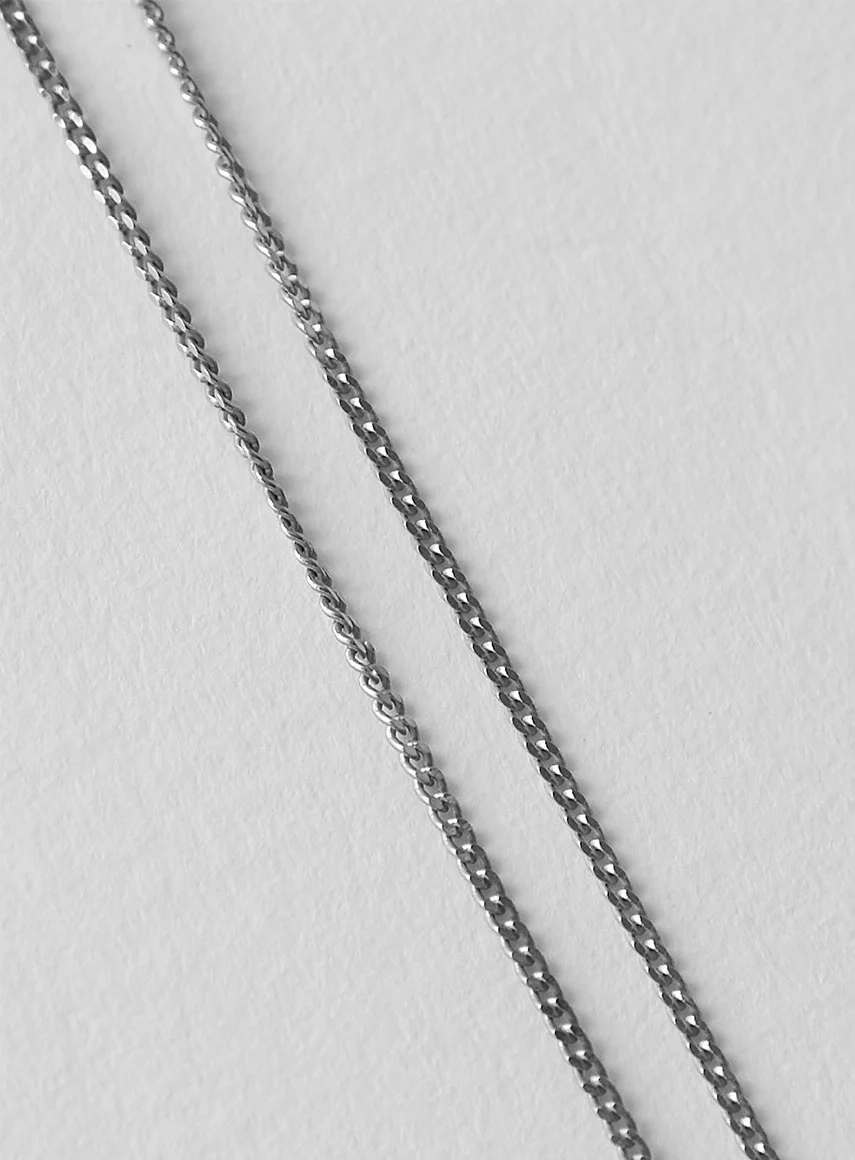 en stilren pansarkedja i återvunnet 925 Sterling Silver från Blue Billie