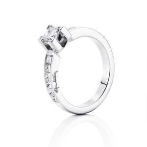 Rock Star Ring White Gold - Efva Attling ringar - Snabb frakt & paketinslagning - Nordicspectra.se