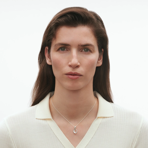 GJ_SS25_ECOM_SHOOT_INFINITY_NECKLACE_10013929 (1)