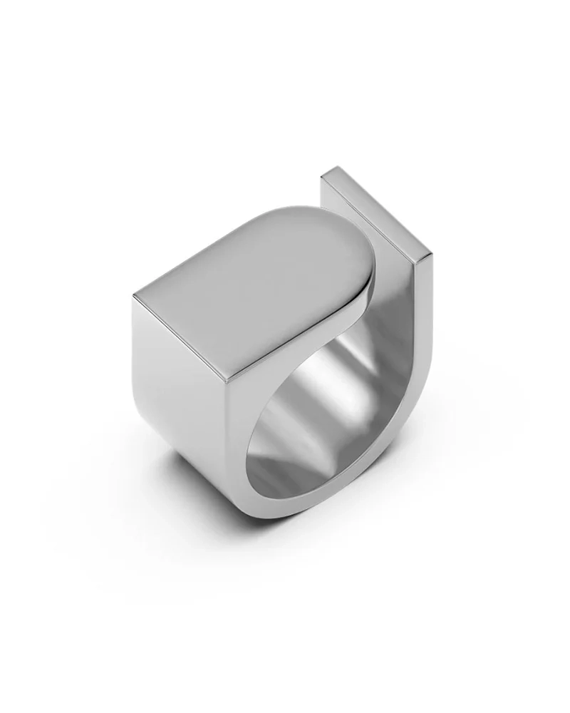 Edblad Insignia Ring i polerat rostfritt stål med skulptural design