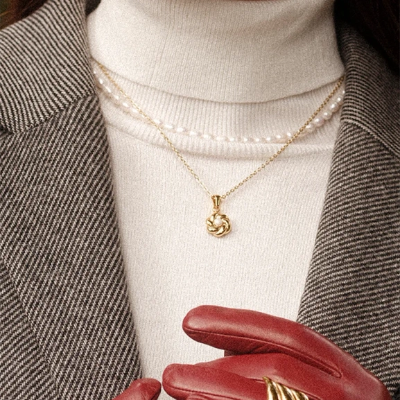 MARILYN Halsband Guld - Astrid & Agnes - Nordic Spectra