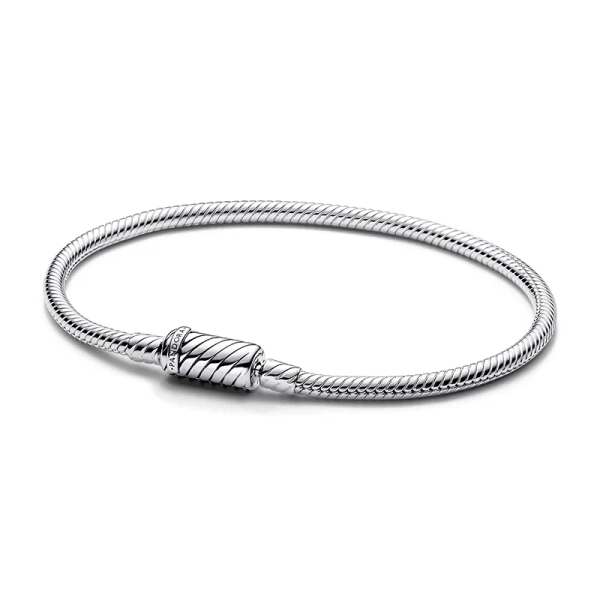 Pandora Moments Magnetverschluss Schlangen-Gliederarmband - PANDORA - Nordic Spectra