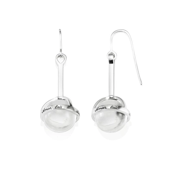 Amor Fati Globe Earrings - Crystal Quartz - Efva Attling - Suuri valikoima & ilmainen lahjapaketointi - Nordicspectra.fi