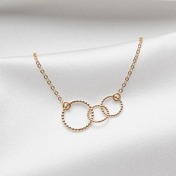 Mutter - Gold Ketten von Sofia Wistam, Schneller Versand - Nordicspectra.de