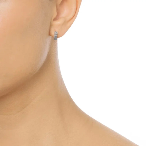 Presentset med halsband och örhängen i sterlingsilver från Efva Attlings kollektion Dice