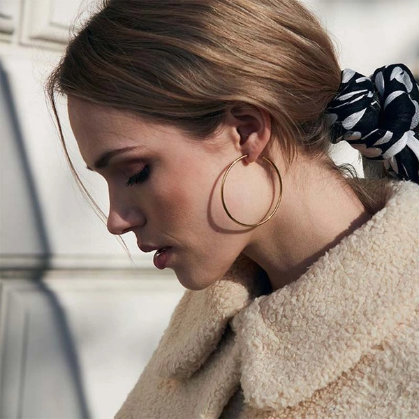 Hoops Earrings Gold Large - Edblad - Snabb frakt & paketinslagning - Nordicspectra.se