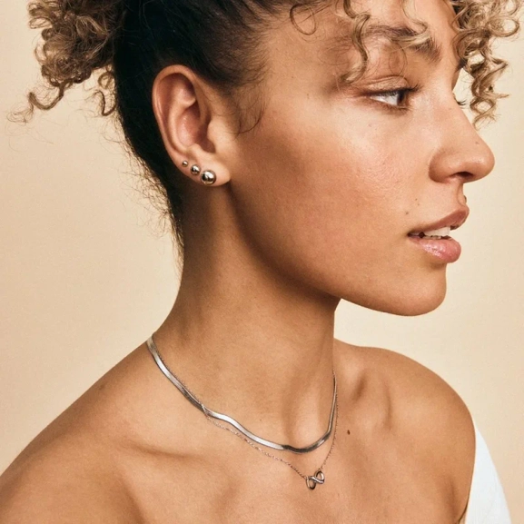 Plain Studs L Steel - Edblad - Snabb frakt & paketinslagning - Nordic Spectra