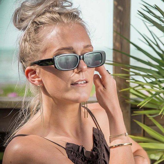 CLARISSA Chain Armband Guld - Astrid & Agnes - Snabb frakt & paketinslagning - Nordicspectra.se