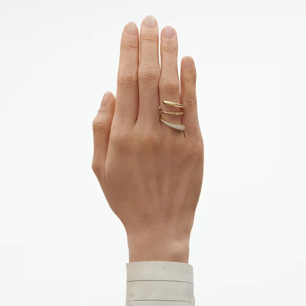 skulptural design av Jacqulene Rabun för Georg Jensen. Artikelnummer: 20001868.