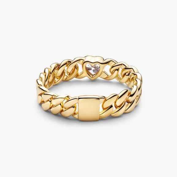 Kubansk kedjering med hjärtformad sten i guldplätering från Pandora Timeless. Ge din stil en djärv uppgradering med denna moderna och sofistikerade ring.