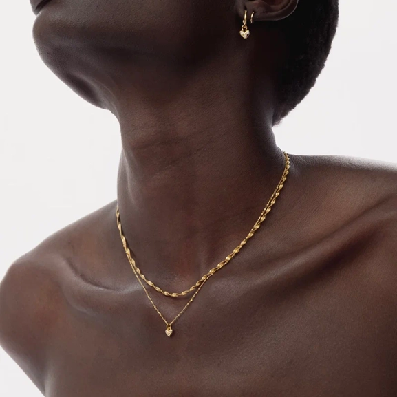 justerbar längd 40-44 cm