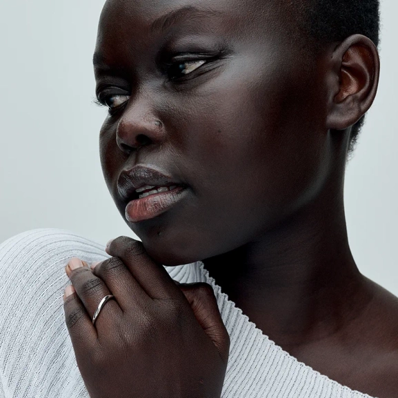 Organisch Geformter Bandring - PANDORA - Nordic Spectra