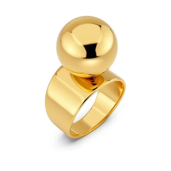 Guldfärgad Sphere-ring från Edblad med elegant och minimalistisk design