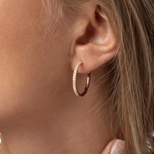 eleganta och gnistrande med Cubic Zirconia