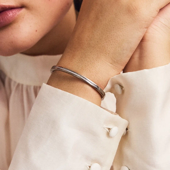 Josefin Bangle Steel - Edblad - Snabba leveranser - Gratis paketinslagning
