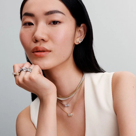 Glittrande Rosett Halsband - PANDORA - 1-2 dagar leverans - Gratis paketinslagning