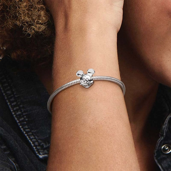 Disney Mickey Silver Hela - PANDORA - Suuri valikoima & ilmainen lahjapaketointi - Nordicspectra.fi