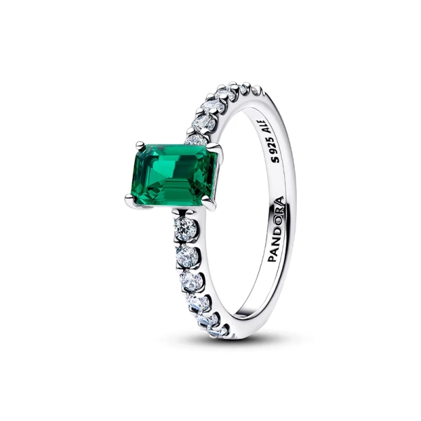 Ring von Pandora mit smaragdgrünem