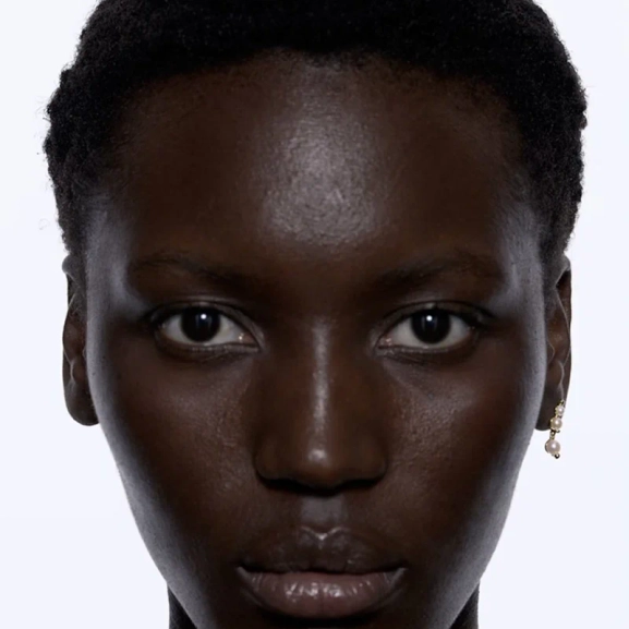 Shibuya San Studs Gold - Maria Black - Snabb frakt & paketinslagning - Nordic Spectra