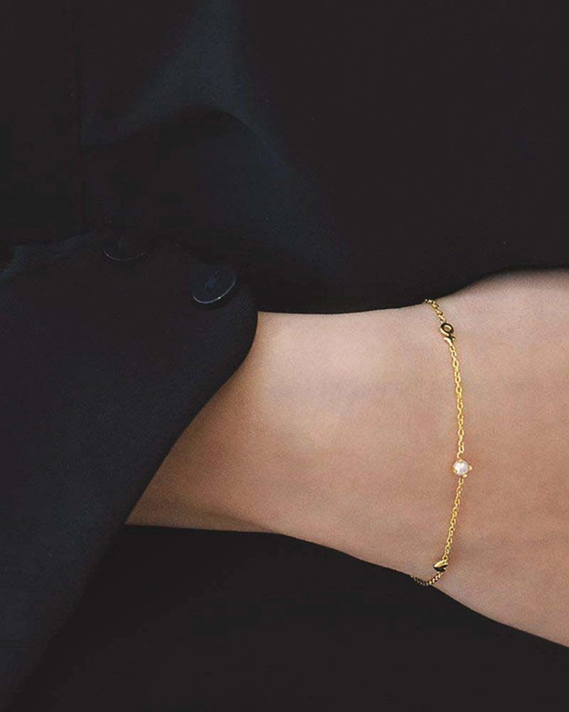 Petite Treasure Bracelet Gold - Drakenberg/Sjölin - Suuri valikoima & ilmainen lahjapaketointi - Nordicspectra.fi