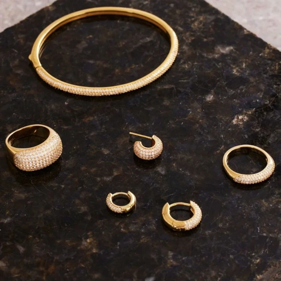 Luxe Bangle Gold - Edblad - Snabba leveranser - Gratis paketinslagning