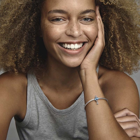 Disney Aladdin Genie & Lamp Charm - PANDORA - Suuri valikoima & ilmainen lahjapaketointi - Nordicspectra.fi