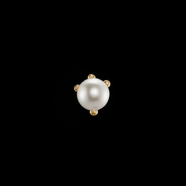 Tiny Claw Pearl Ear Stud Gold - Maria Nilsdotter - Schmuck im skandinavischen Design - Nordic Spectra