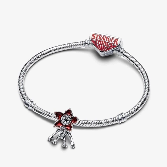 793562C01-stranger-things-pandora-3