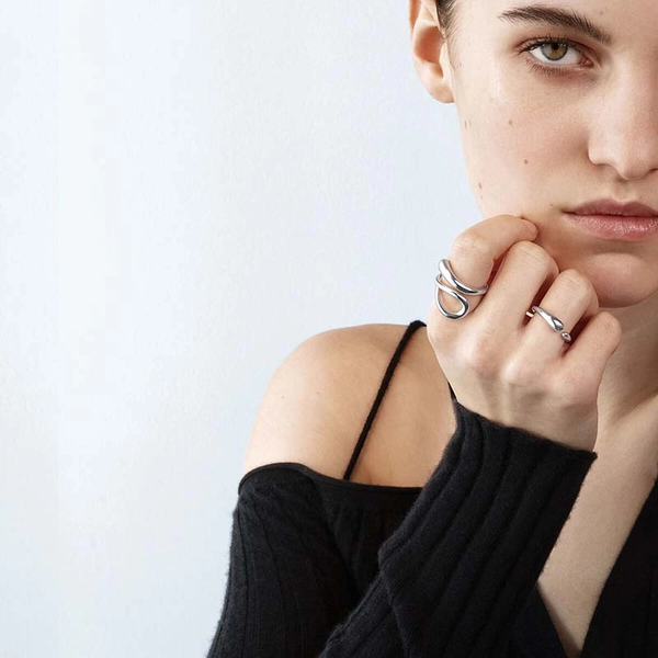 Mercy Ring Mini - Georg Jensen örhängen - Snabb frakt & paketinslagning - Nordicspectra.se