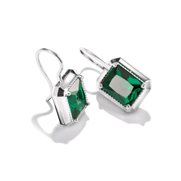 Elyndra-örhängen från Thomas Sabo i silver med åttkantig smaragdgrön cubic zirconia och klassisk krok.