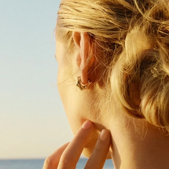 7 mm breda och 18 mm i diameter