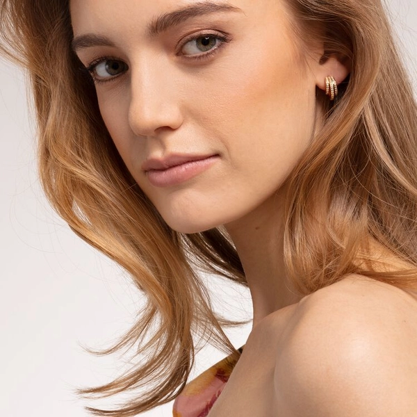 Korvarenkaat Säihkyvät Kulta - Thomas Sabo - Suuri valikoima & ilmainen lahjapaketointi - Nordicspectra.fi