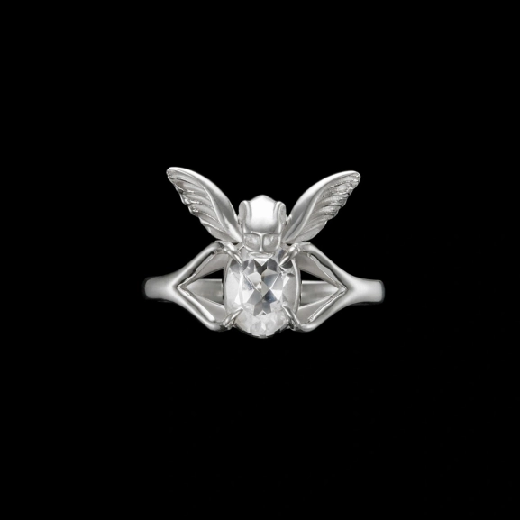 Winziger Gargoyle-Ring aus klarem Quarz in Silber mit klarem Bergkristall