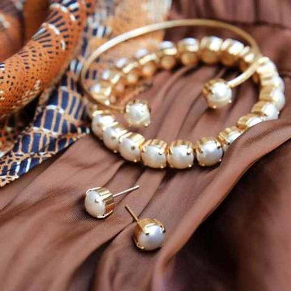 Presentset Classic Pearl - Caroline Svedbom - Snabb frakt & paketinslagning - Nordic Spectra