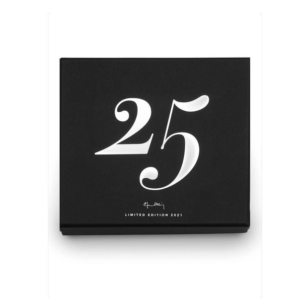25 Years Of Beauty With A Thought - Efva Attling halsband - Snabb frakt & paketinslagning - Nordicspectra.se