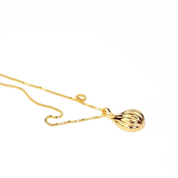 Fig Necklace Gold - Emma Israelsson - Snabb frakt & paketinslagning - Nordicspectra.se