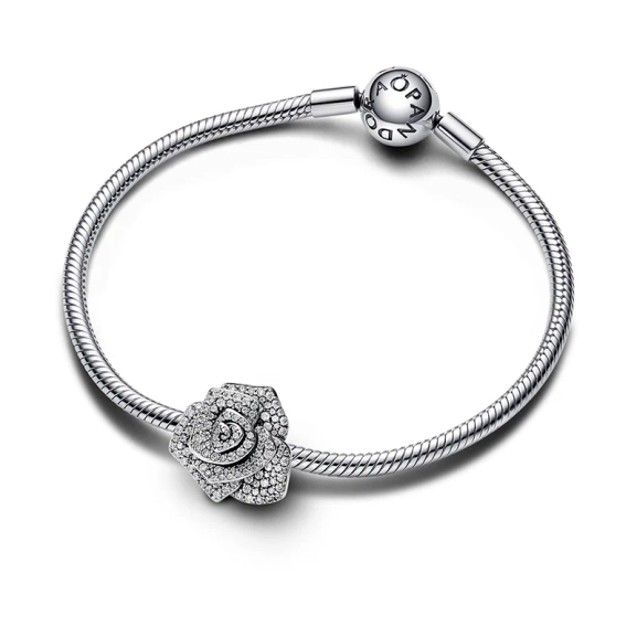Funkelnde Blühende Rose Oversized Charm - PANDORA - Nordic Spectra