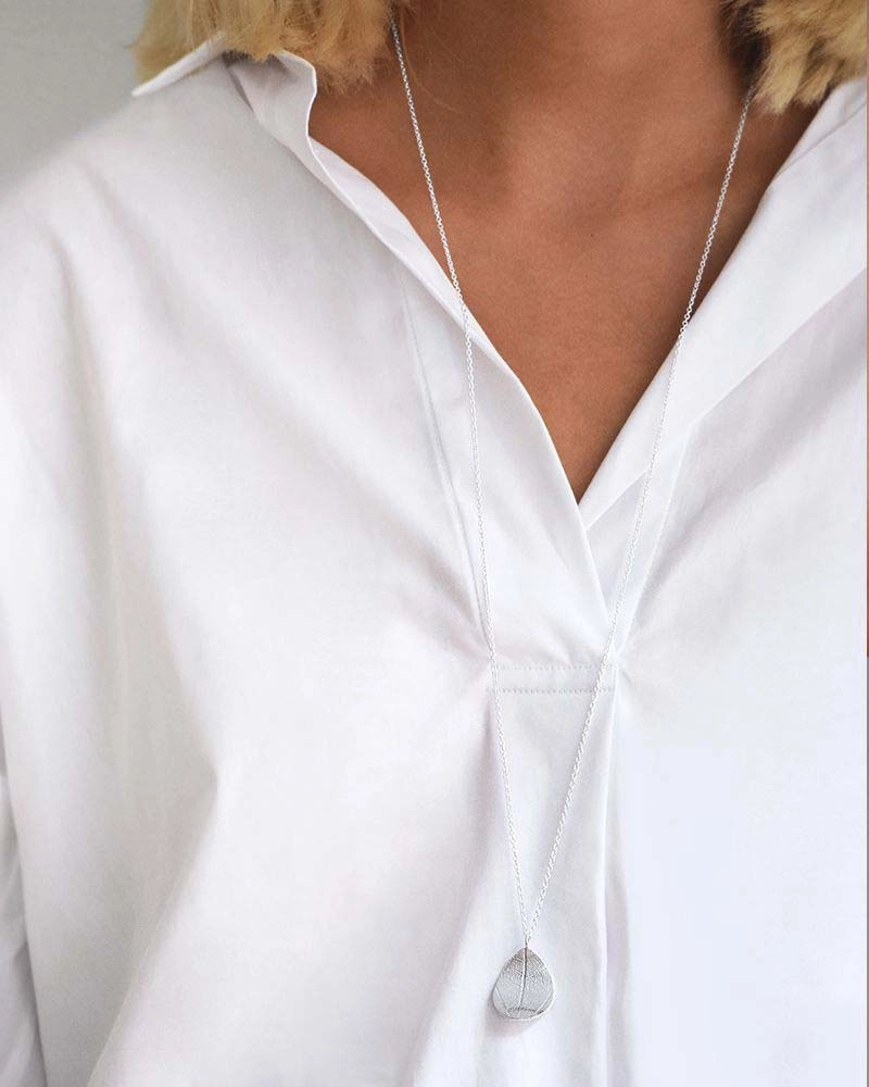 Leaf Single Necklace Long - Drakenberg Sjölin Halsband - Snabb frakt & paketinslagning - Nordicspectra.se