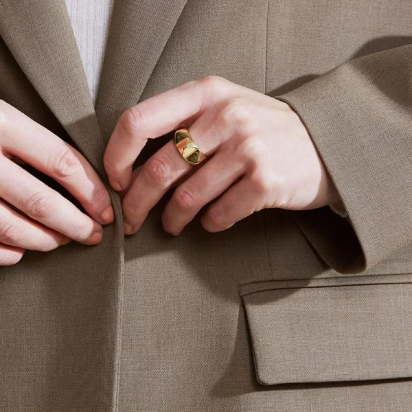 Peak Rivet Ring Gold - Edblad - Snabb frakt & paketinslagning - Nordic Spectra