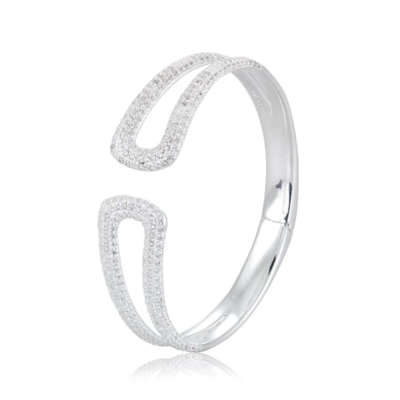 Classy Bangle - Carolina Gynning - Moderna smycken med en betydelse - Nordic Spectra
