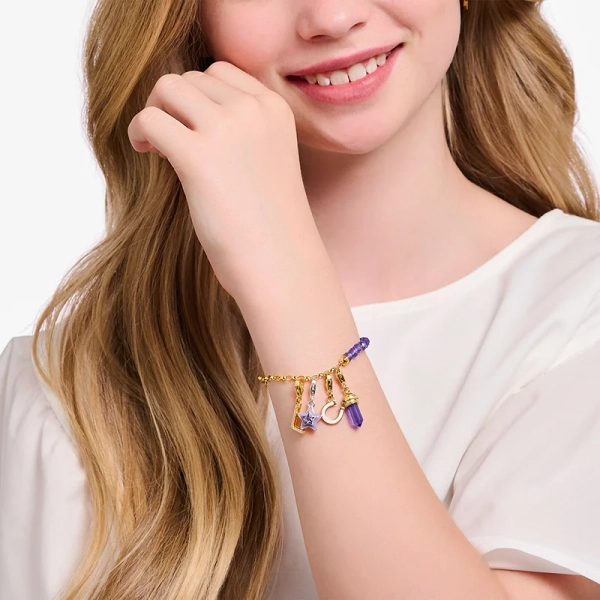 Hästsko Med Vit Kallemalj Guld Berlock - Thomas Sabo - Snabb leverans & paketinslagning - Nordic Spectra